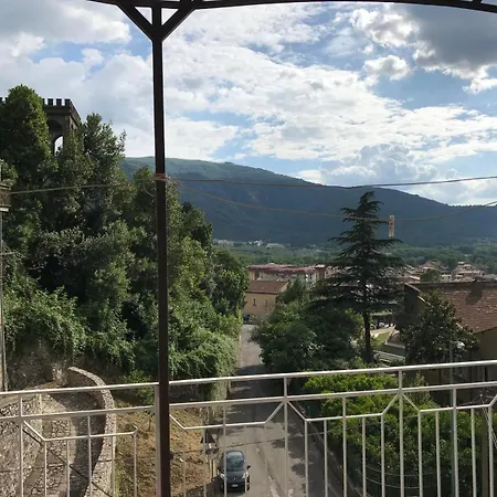 Il Castello * Лауро